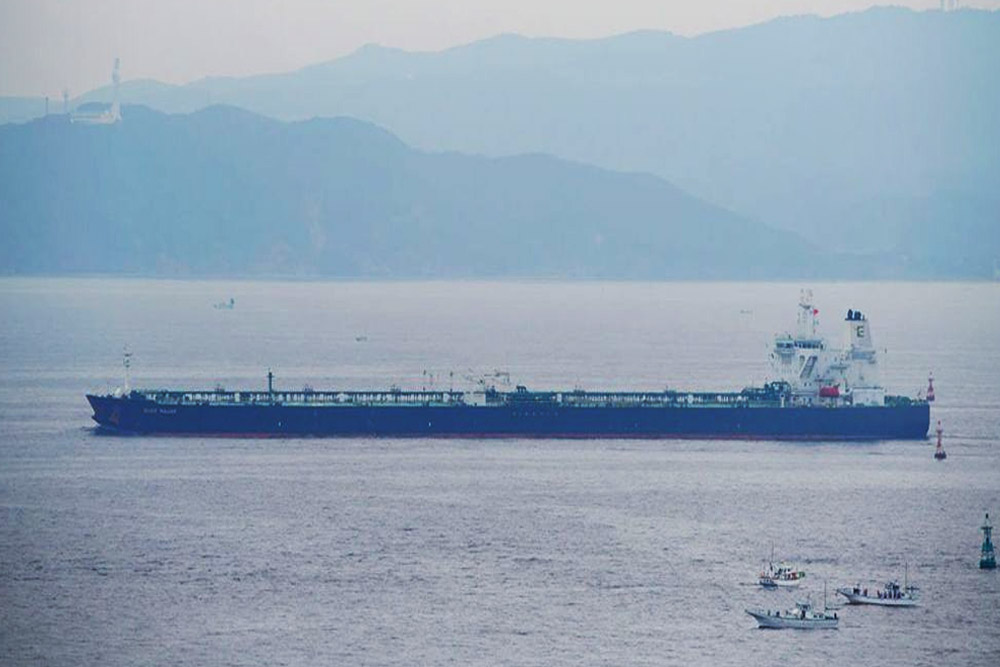 ওমান উপসাগরে তেলবাহী ট্যাংকার জব্দ, বাংলাদেশিসহ ১৮ ক্রুকে আটক করেছে ইরান