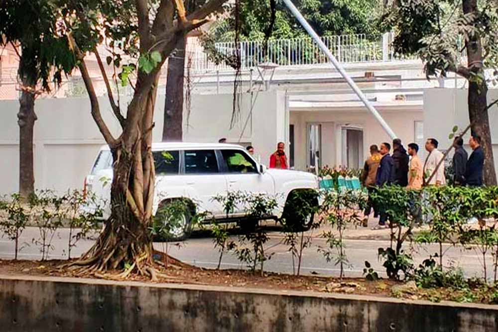 গুলশানের বাসায় পৌঁছেছেন জুবাইদা ও জাইমা রহমান