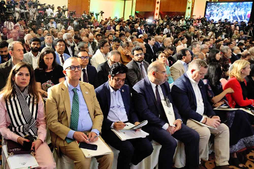 বিএনপির ইশতেহার ঘোষণা অনুষ্ঠানে অংশগ্রহণ করেছেন ৩৮ দেশের কূটনীতিক