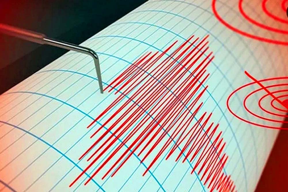 রাজধানী সহ দেশের বিভিন্ন জায়গায় ৫.৪ মাত্রার ভূমিকম্প অনুভূত, উৎপত্তিস্থল সাতক্ষীরা