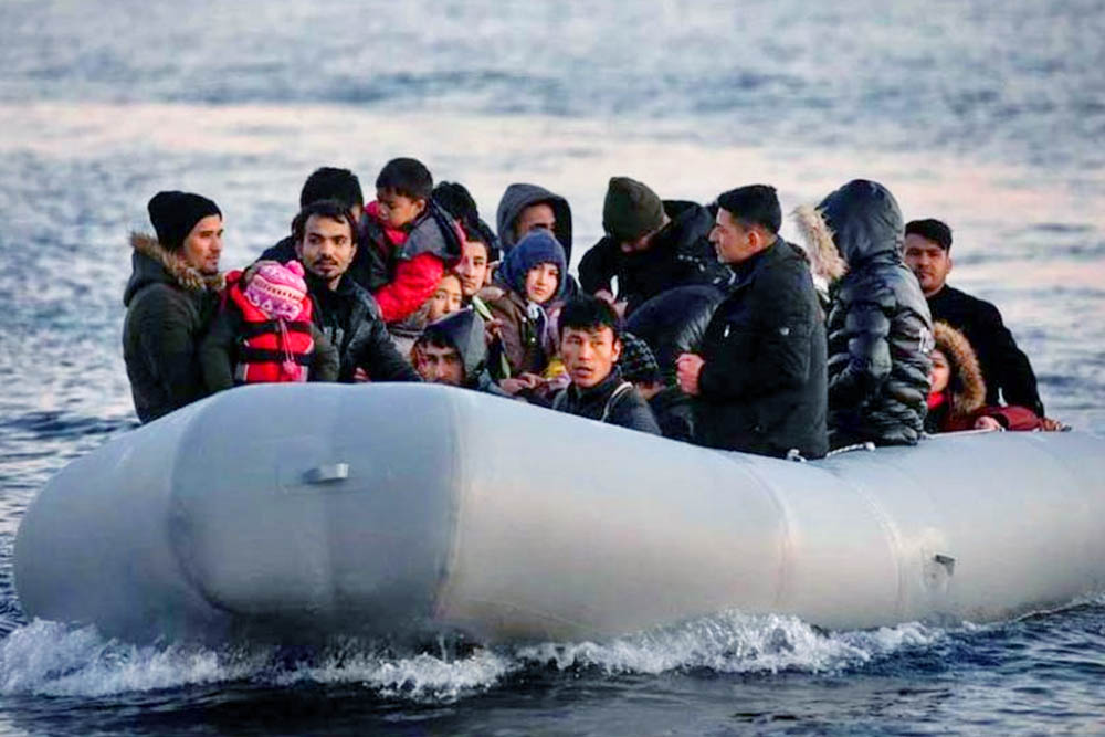 গ্রিস উপকূলে ২২ অভিবাসনপ্রত্যাশীর মৃত্যু: ২১ বাংলাদেশি জীবিত উদ্ধার