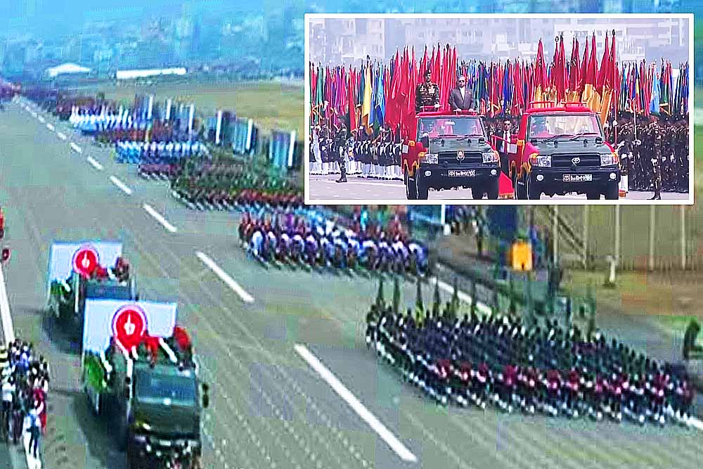 জাতীয় প্যারেড স্কয়ারে বর্ণাঢ্য কুচকাওয়াজ ও মনোজ্ঞ ফ্লাইপাস্ট