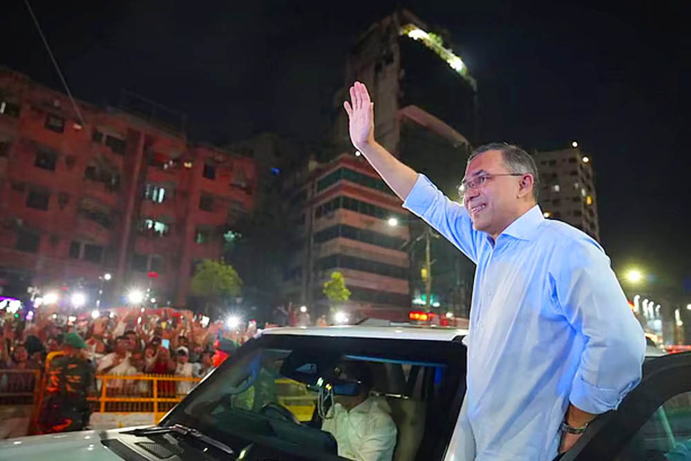 প্রথমবার বিএনপির কেন্দ্রীয় কার্যালয়ে প্রধানমন্ত্রী তারেক রহমান, নেতাকর্মীদের উচ্ছ্বাস