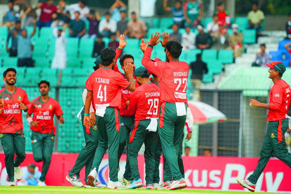 রেকর্ড গড়ে নিউজিল্যান্ডকে হারাল বাংলাদেশ