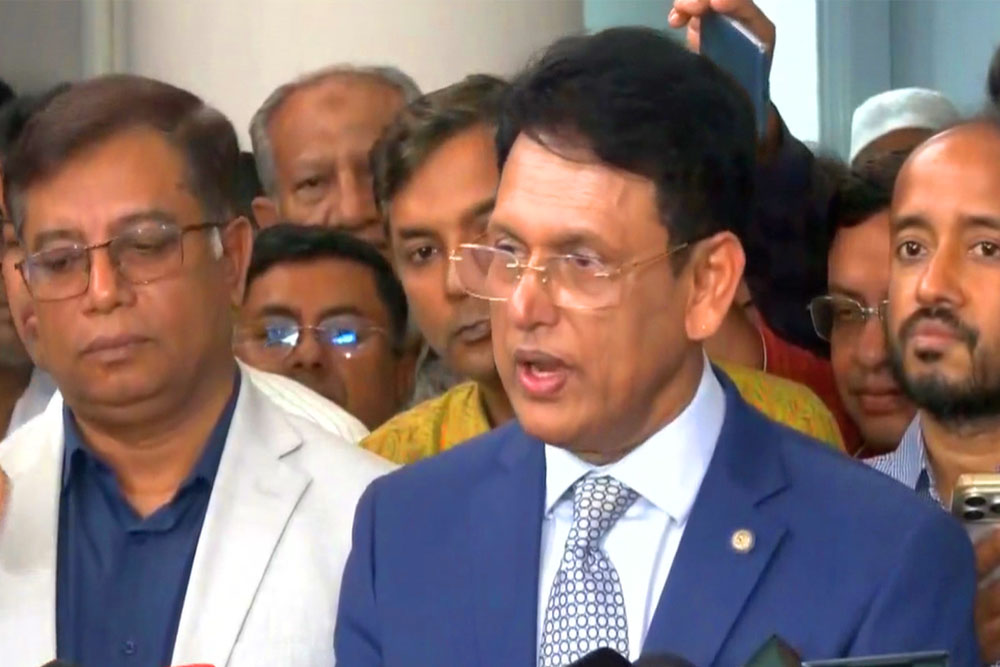 প্রশ্নফাঁসের ‘গুজবে’ কান না দিতে শিক্ষামন্ত্রীর অনুরোধ