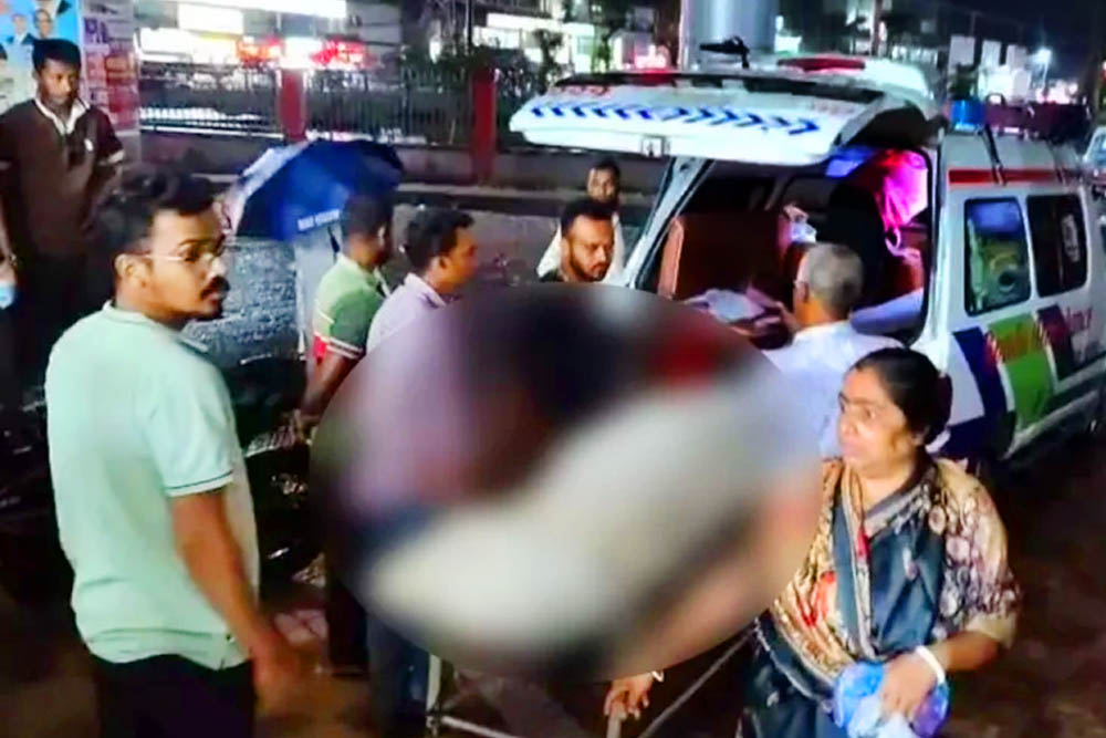২০০ টাকার জন্য অক্সিজেন মাস্ক খুলে নিলেন কর্মচারী, মুহূর্তেই মৃত্যু