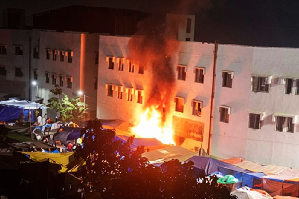 শাহজালাল বিমানবন্দরের কার্গো ভিলেজে ফের অগ্নিকাণ্ড