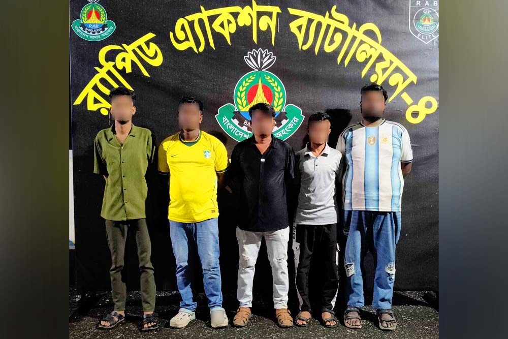 রাজধানীর পল্লবীতে কিশোর গ্যাং ‘ভইরা-দে গ্রুপের’ আরও পাঁচ সদস্য গ্রেপ্তার: র‍্যাব