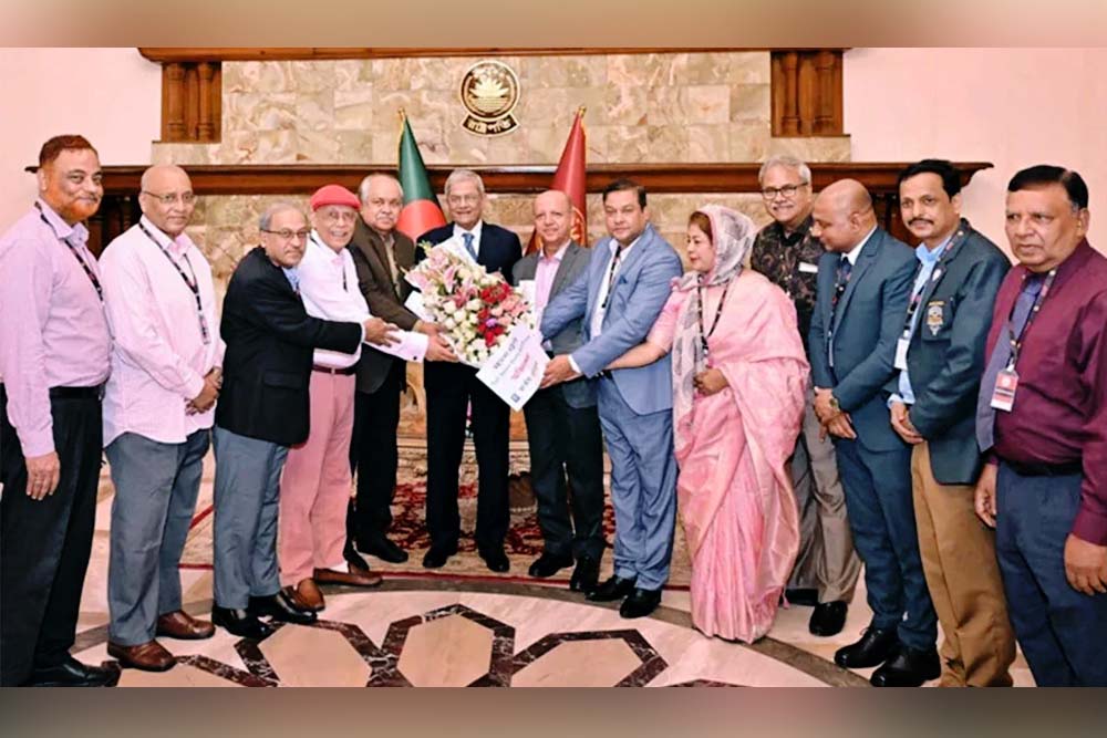 গণতন্ত্র বাঁচাতে হলে গণমাধ্যমকেও বাঁচাতে হবে: রাষ্ট্রপতি